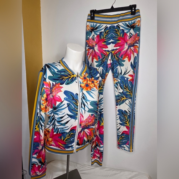 Jealous Tomato Pants - Jealous Tomato Size M 2-Piece Tracksuit In Floral Print